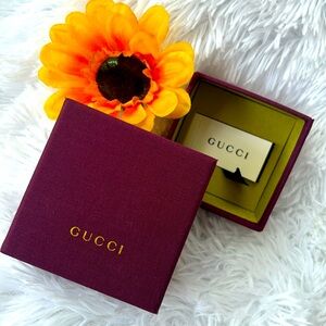 Gucci  Box